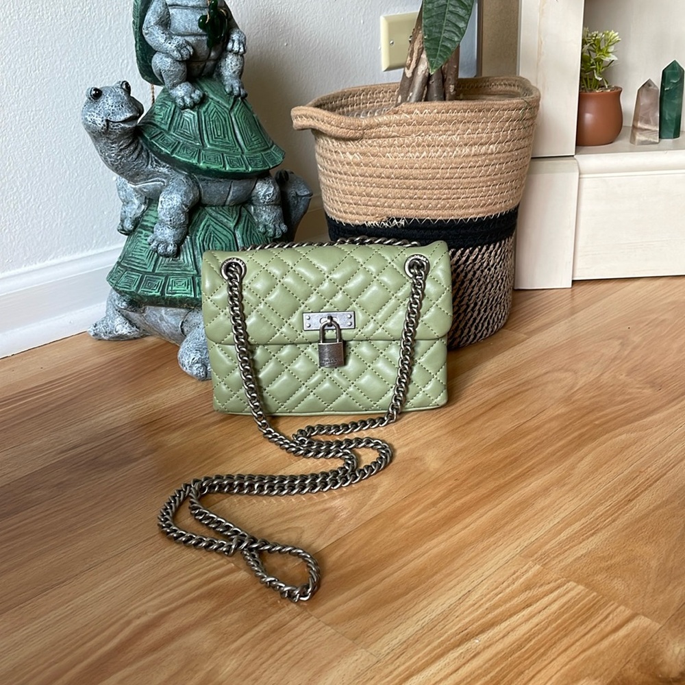 💥KURT GEIGER💥Brixton quilted leather crossbody/shoulder bag with chain strap